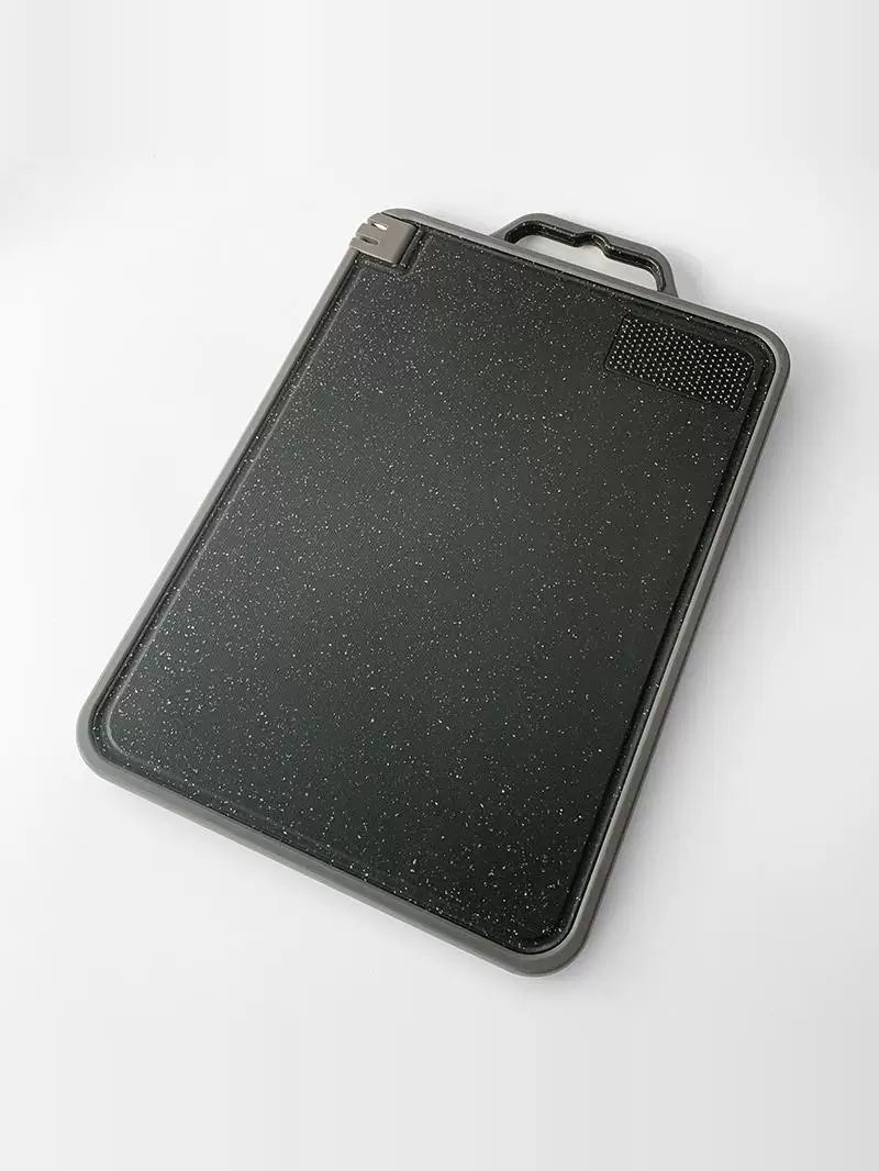 Double-Sided Antibacterial Cutting Board – Black or Green product photo 3