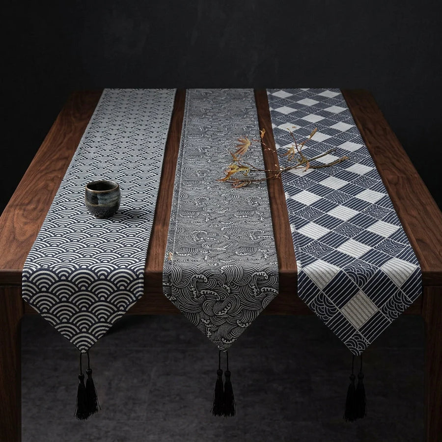 Aino Linen Table Runner product image