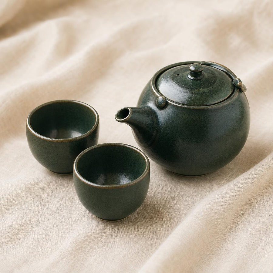 Teapot with 2 Teacups Travel Set Hitomi ( 3 colors) product image