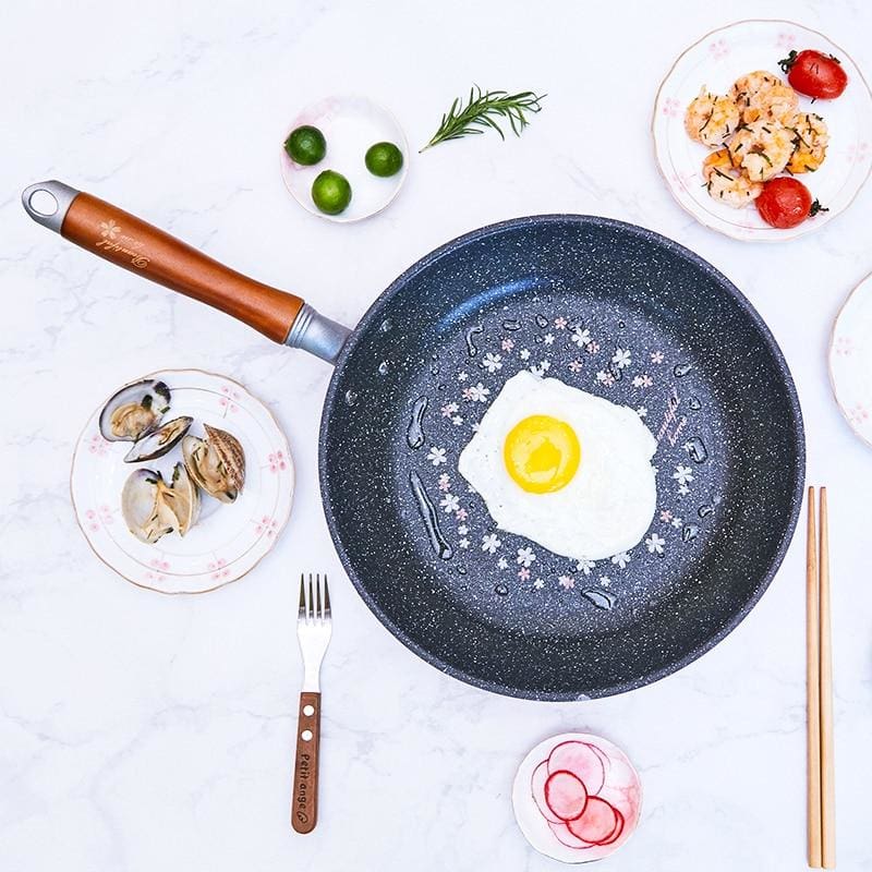 Ishikari Frying Pan - Japanese Cookware with Color Options - product detail view from Japanese Kitchen Supply