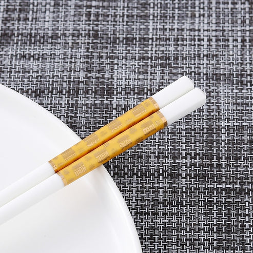 Japanese Thunberg Ceramic Chopsticks Set of 5 Chopsticks & Cutlery Set from Japanese Kitchen Supply