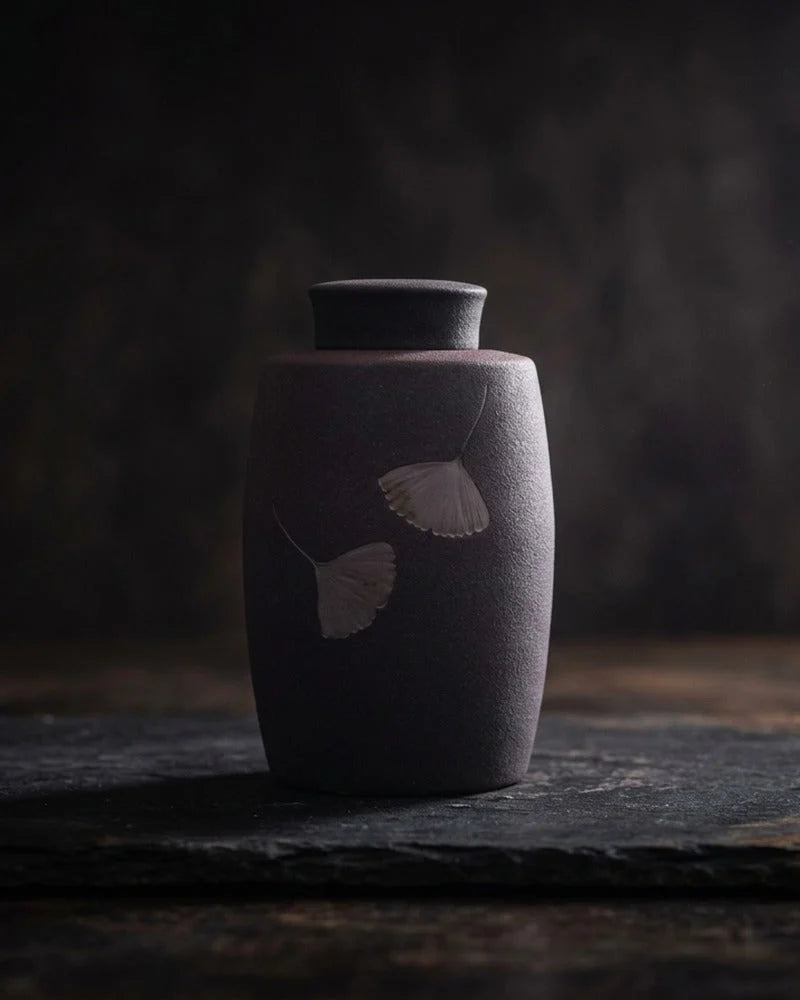 Netsume Haruko Handmade Tea Storage Jar product photo