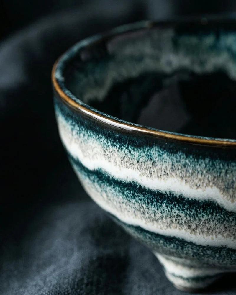 Tsūjun Ceramic Bowl – 10 Sizes detail photo