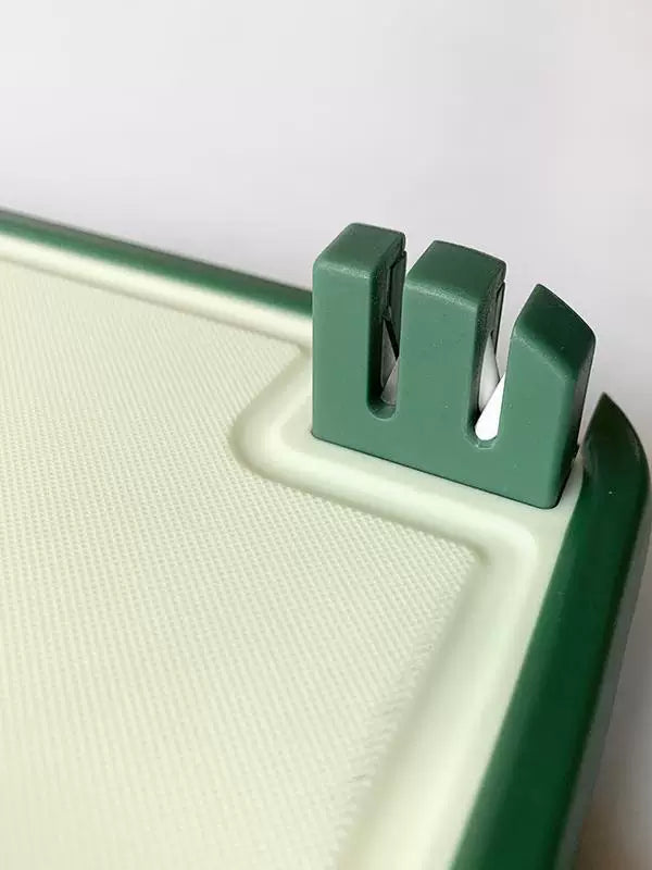 Double-Sided Antibacterial Cutting Board – Black or Green product photo 5
