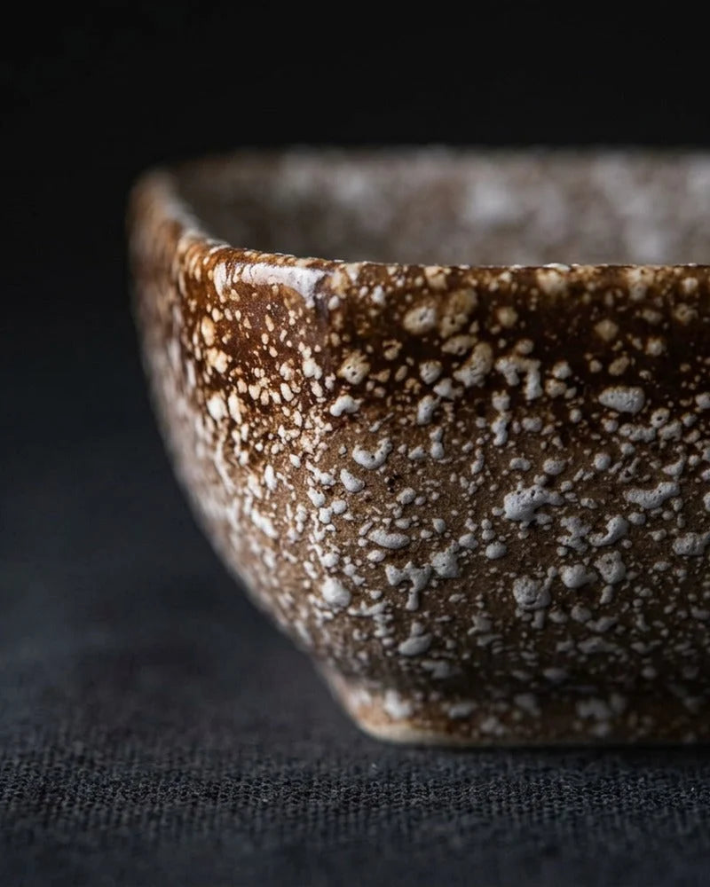 Ami Sauce Bowl detail photo