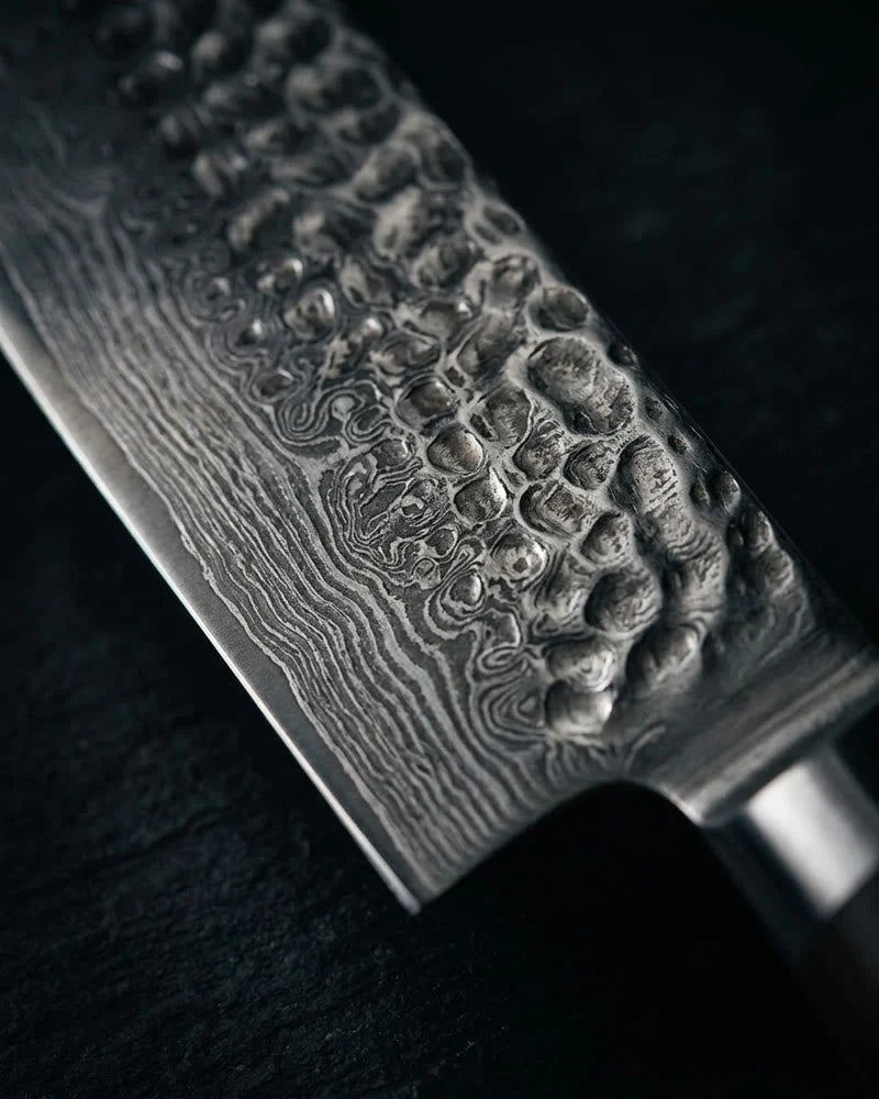 Hammered Damascus BR Santoku Knife 18cm detail photo