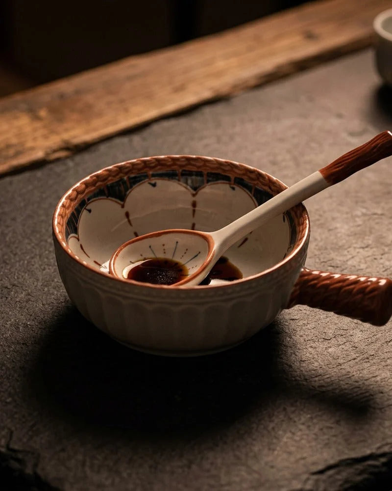 Honshū Sauce Bowl and Spoon product photo