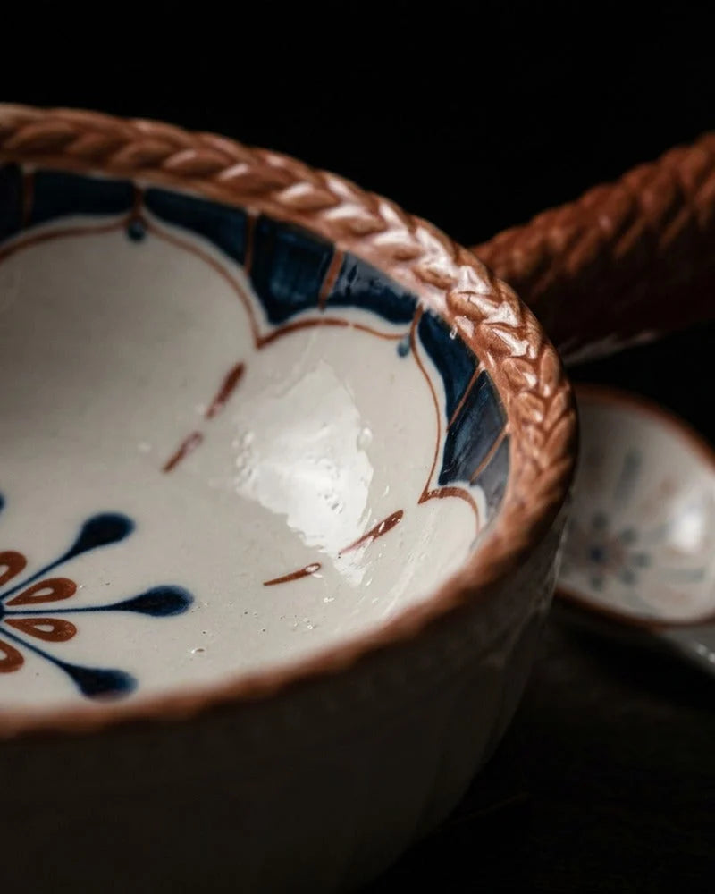 Honshū Sauce Bowl and Spoon detail photo