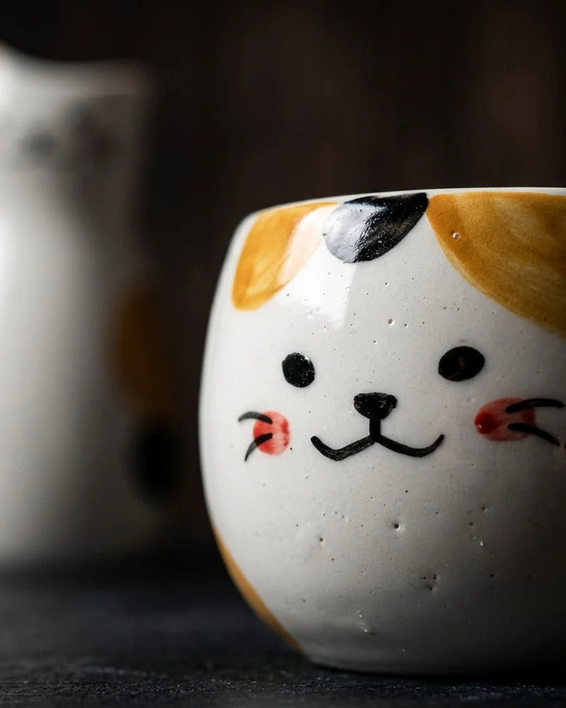 Lucky Cat Sake Set Nomi detail photo