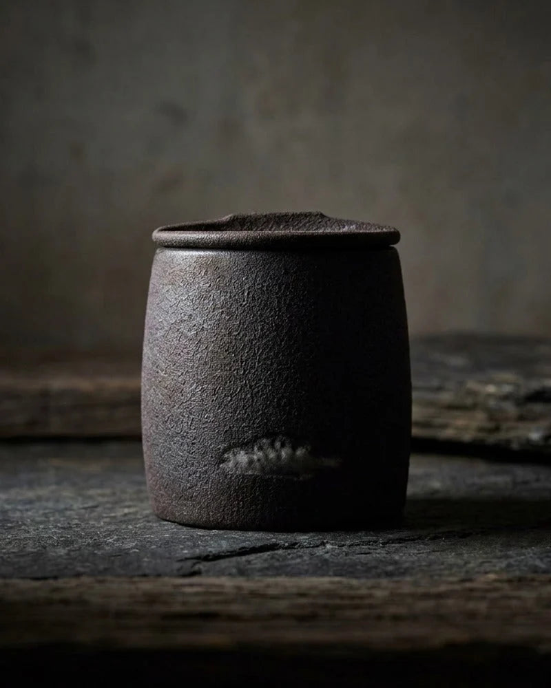 Netsume Haruyo Tea Storage Jar product photo