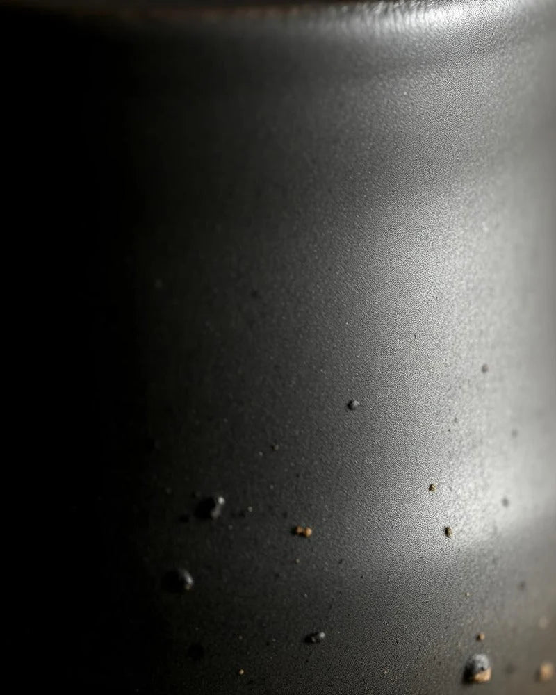 Netsume Yumiko Matcha Storage Jar detail photo