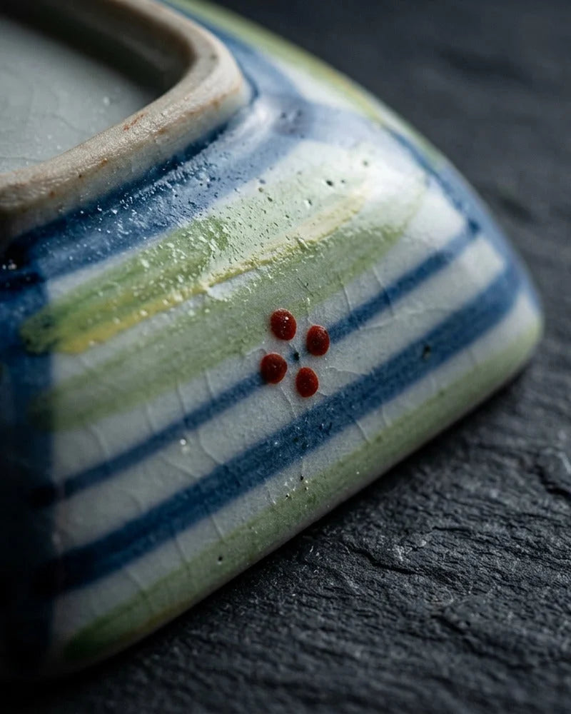 Ningyocho Rice Bowl detail photo