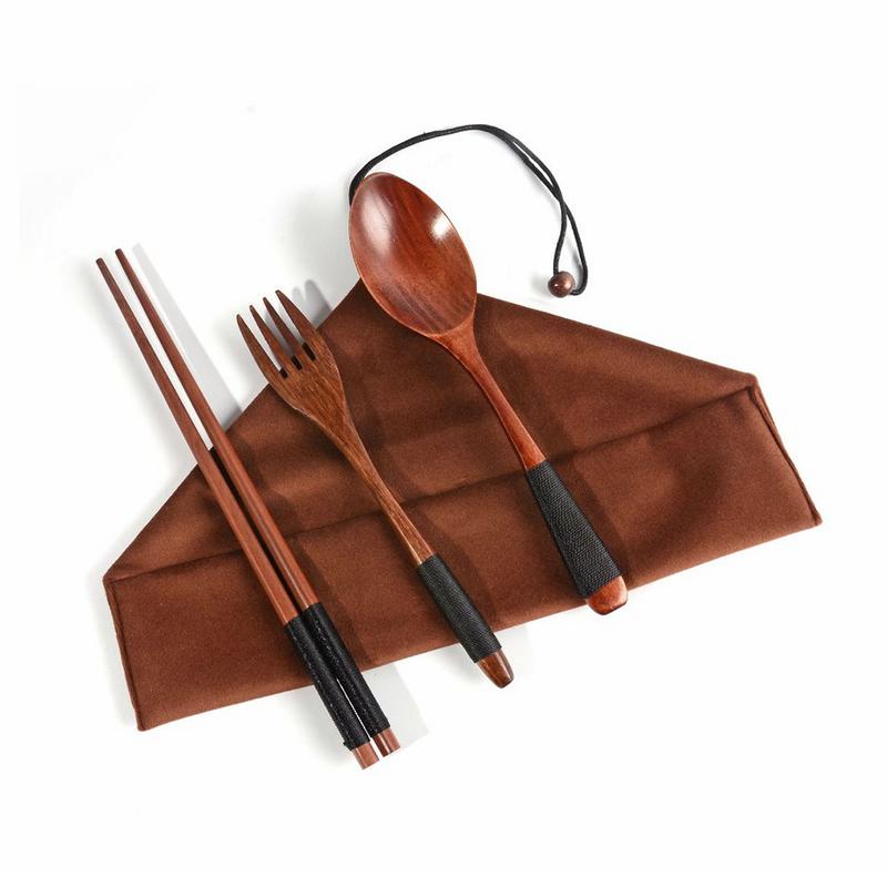 Capillipes Wood Flatware Set product photo