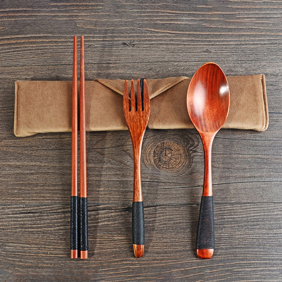 Capillipes Wood Flatware Set product image