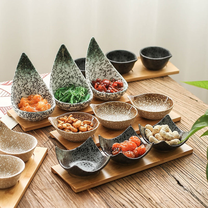 Japanese Yoshito Ceramic Sauce Bowl Set – Small Dishes for Soy Sauce & Dips