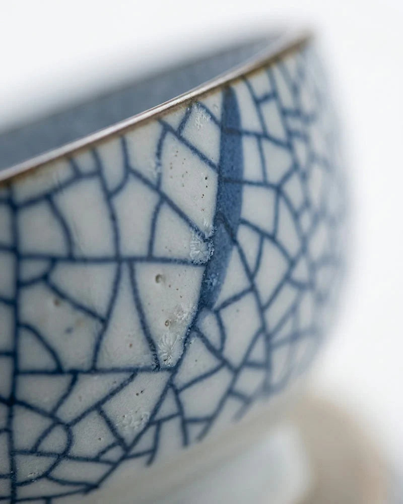 Edogawa Rice Bowl – Ceramic detail photo