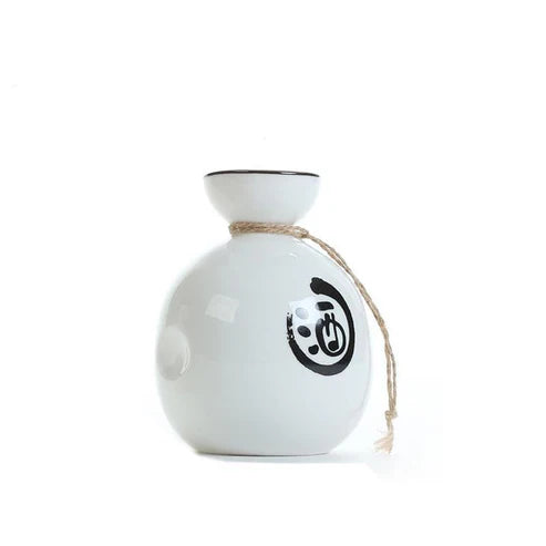 Sake Bottle Meguro ( 2 capacities)