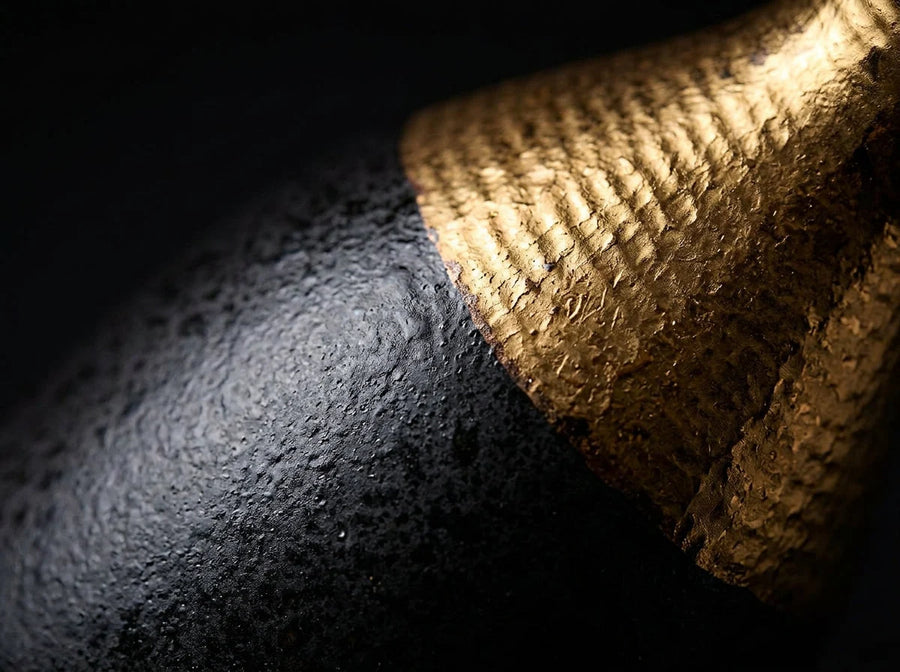 Sake Bottle or Cup Nakanobu detail photo